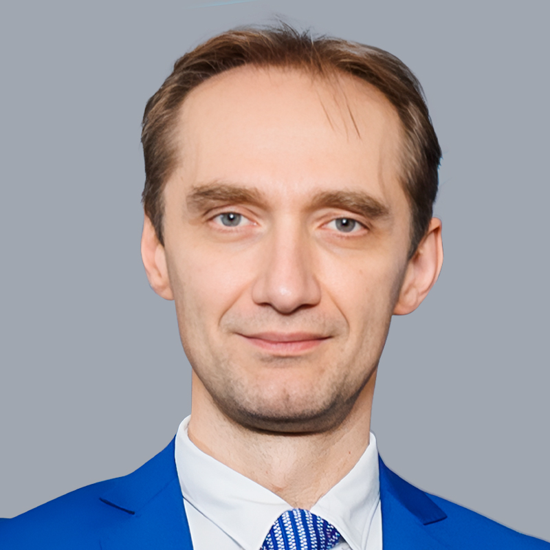 Валентин Анаников